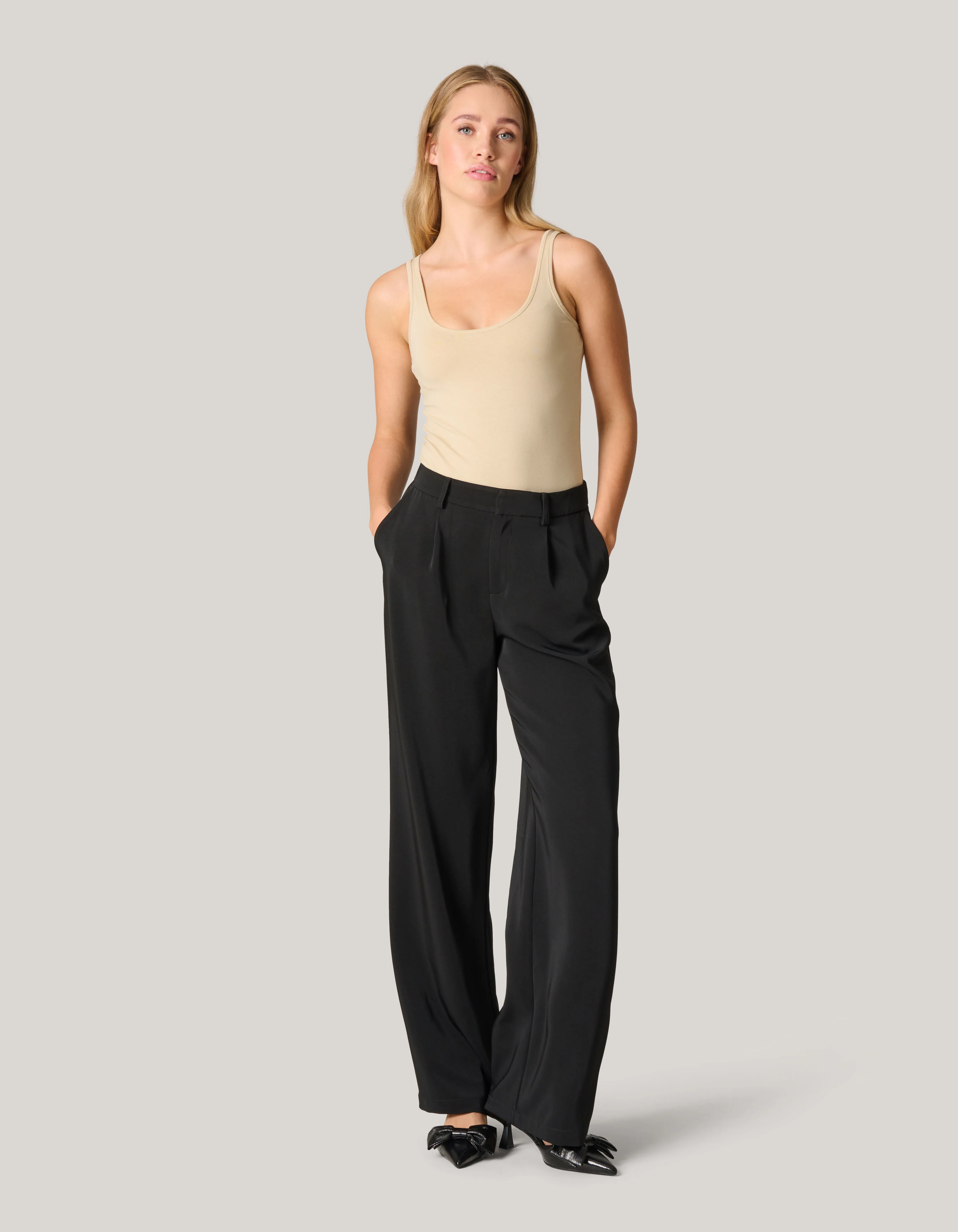 Basis Tanktop Beige