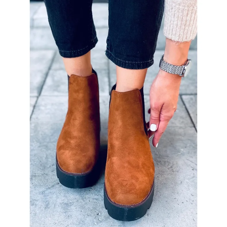 Chelsea boots op een hoge Samanti Camel zool bruin