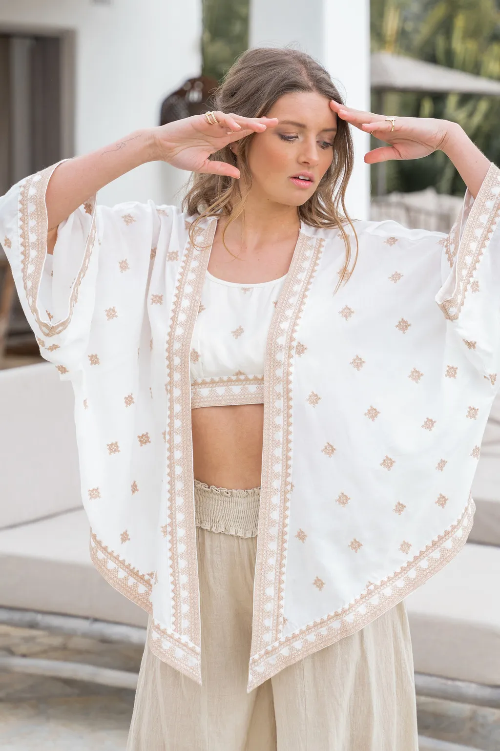 ibzmode Top Sira Embroidery Ivoor