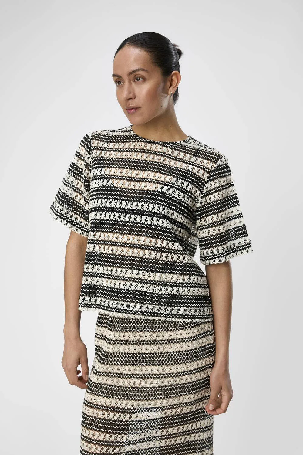 OBJECT DAMES TOPS & TSHIRTS OBJARTHINE S S TSHIRT ZWART