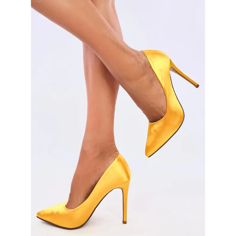 PA1 Damessatijnen hoge hakken Talia Yellow geel