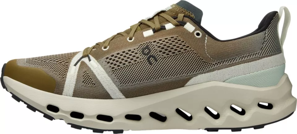 schoenen On Running Cloudsurfer Trail